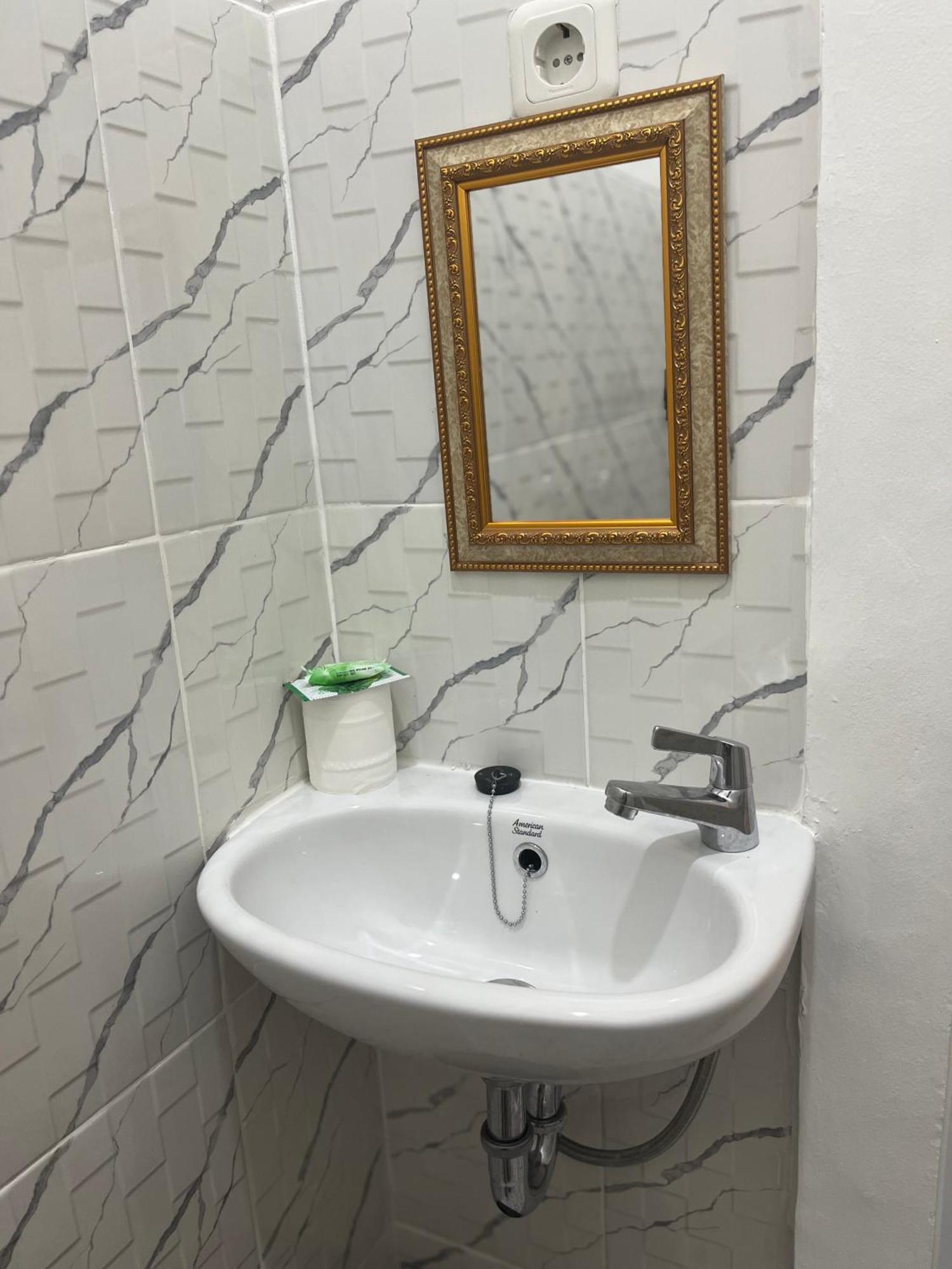 לינה וארוחת בוקר אובוד Lionk Bali House מראה חיצוני תמונה