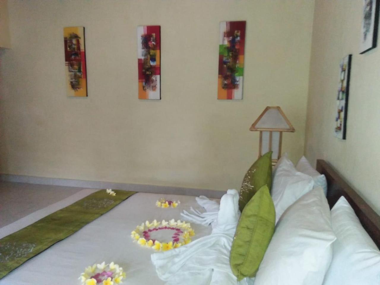 לינה וארוחת בוקר אובוד Lionk Bali House מראה חיצוני תמונה