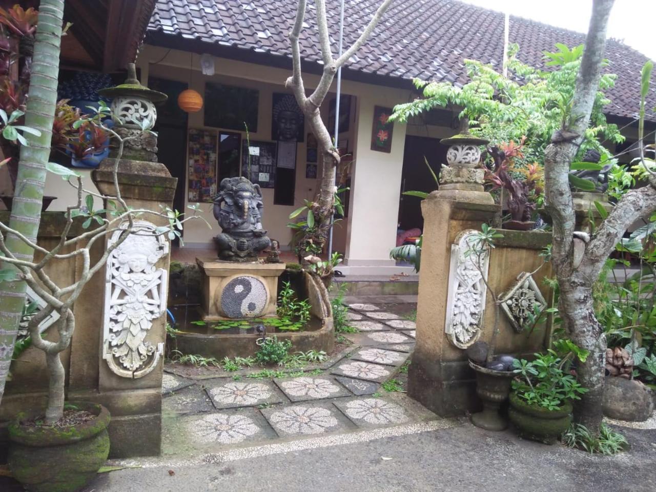 לינה וארוחת בוקר אובוד Lionk Bali House מראה חיצוני תמונה
