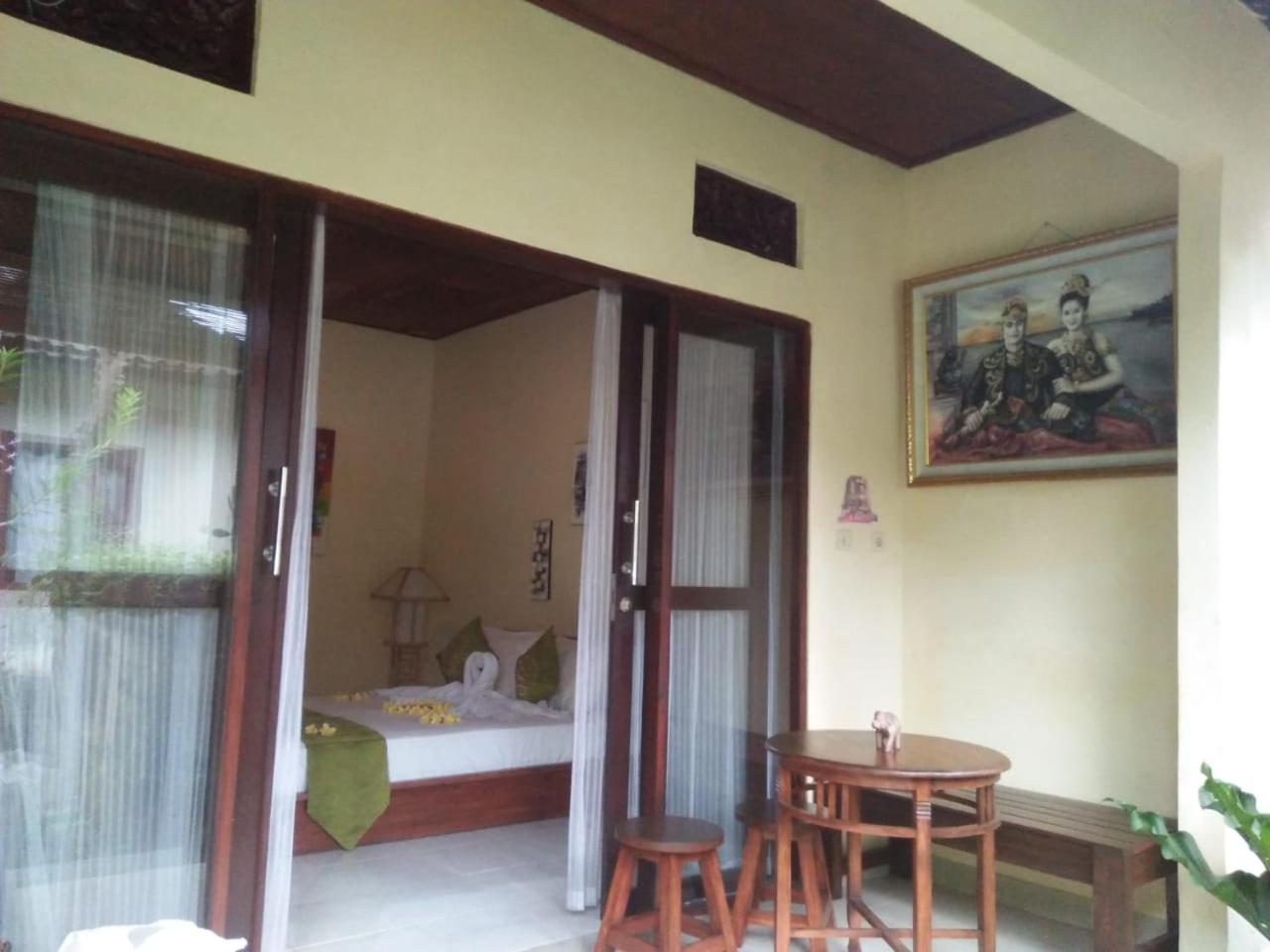 לינה וארוחת בוקר אובוד Lionk Bali House מראה חיצוני תמונה