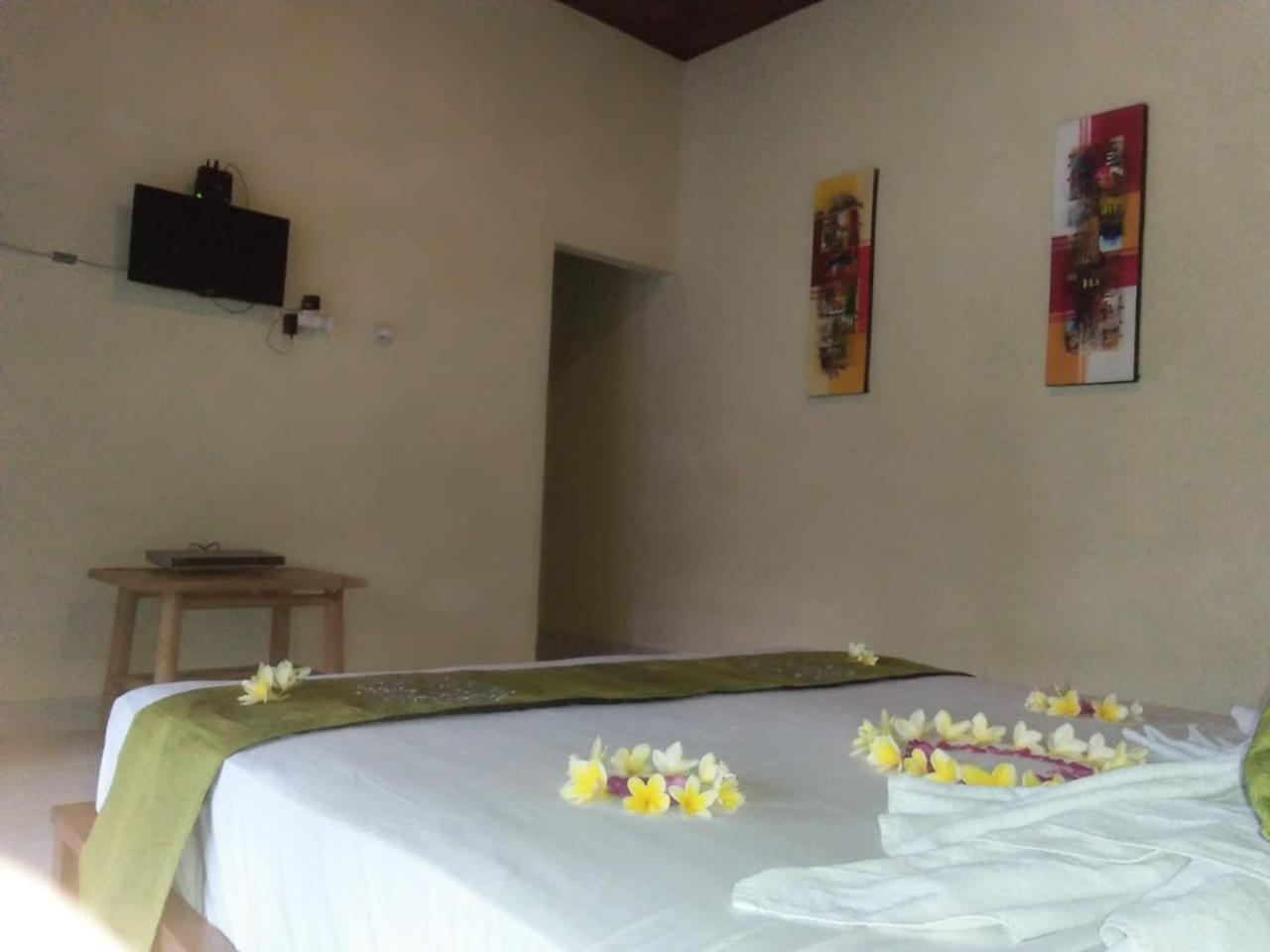 לינה וארוחת בוקר אובוד Lionk Bali House מראה חיצוני תמונה